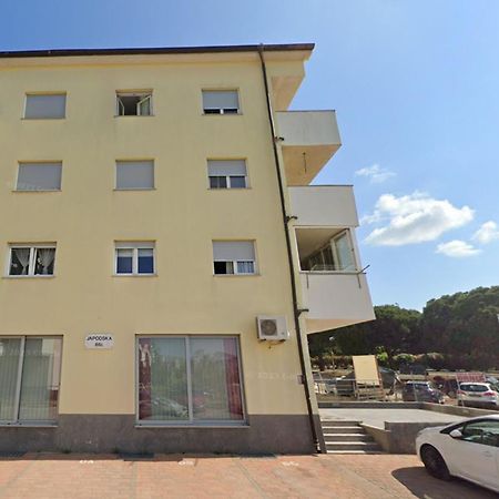 Apartment Elena Пула Экстерьер фото